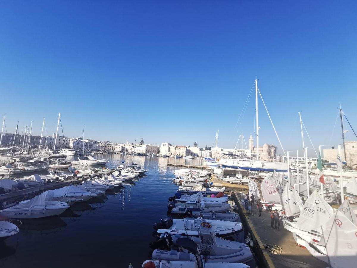 Ferienwohnung La Finestra Sul Porto Trani Exterior foto