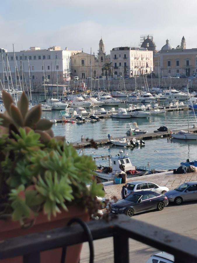 Ferienwohnung La Finestra Sul Porto Trani Exterior foto