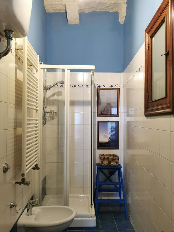 Ferienwohnung La Finestra Sul Porto Trani Exterior foto