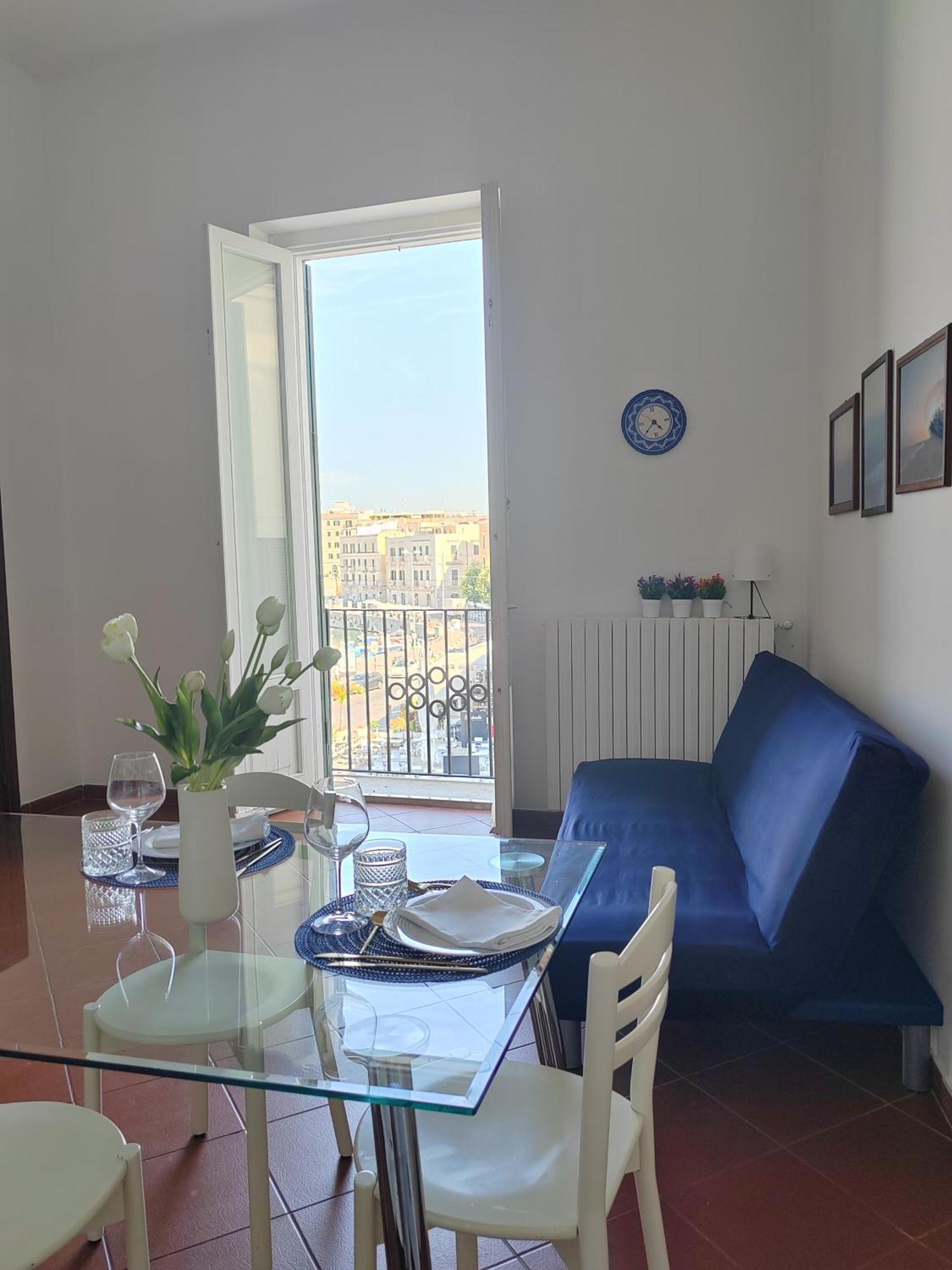 Ferienwohnung La Finestra Sul Porto Trani Exterior foto